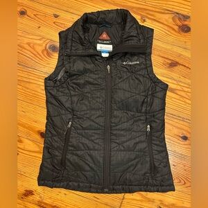 Columbia Black Vest with Omni-Shield Women’s Medium